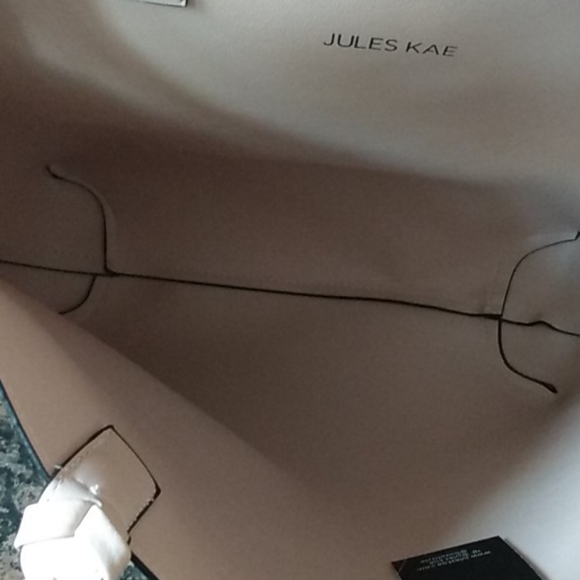 Purse - Picture 6 of 8